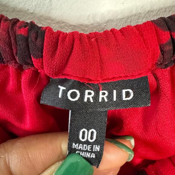 Torrid Dress Womens 10 Red Roses Dark Romance Chiffon Off the Shoulder Skater‎ - Picture 3 of 11